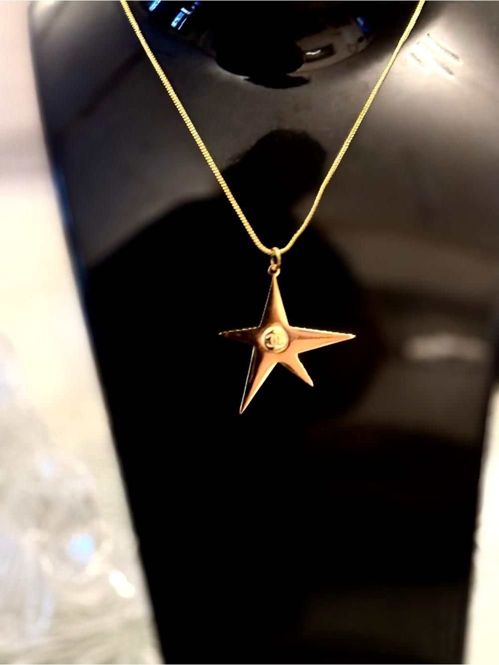 Authentic &Original !CHANEL Gold Star Charm large with a beautiful gold chain - Picture 6 of 13